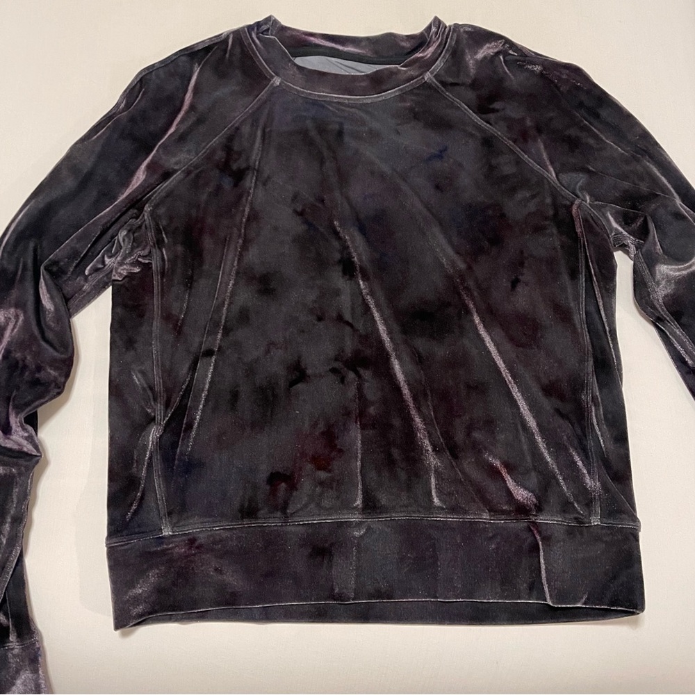 Lululemon Athletica Velvet Tie-Dye Top in Black and Purple